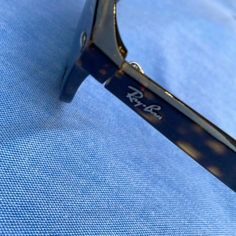 Ray Ban P. - Picture 3 of 10